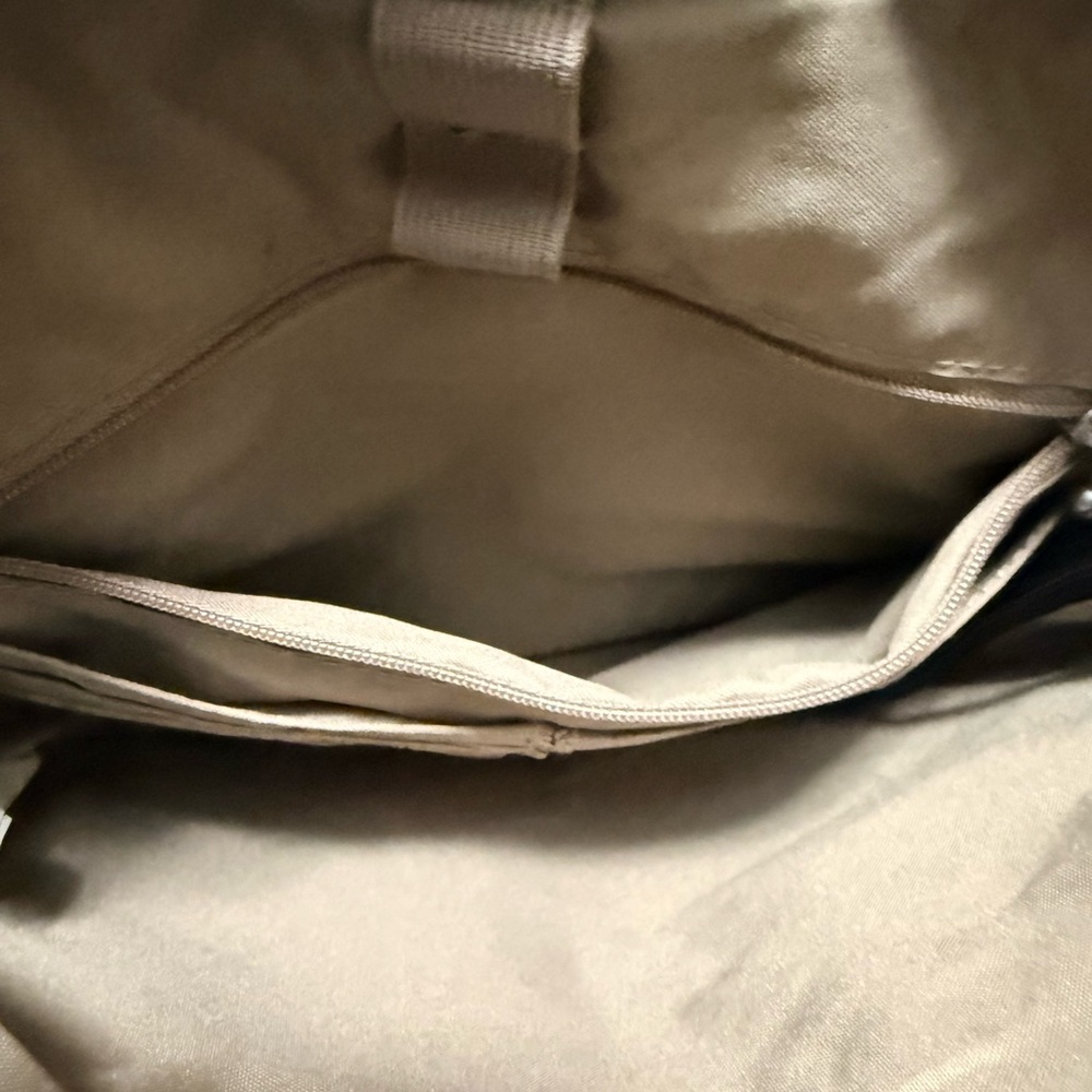 Baggallini Big Zipper Bag Black EUC - Picture 5 of 8